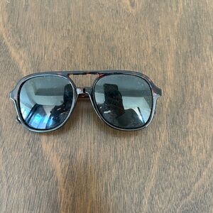 Stylish Tortoise Shell Sunglasses